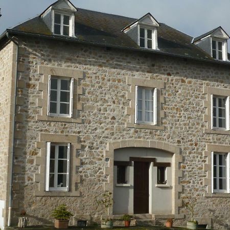 مبيت وإفطار Treignac L'Ancienne Maison المظهر الخارجي الصورة