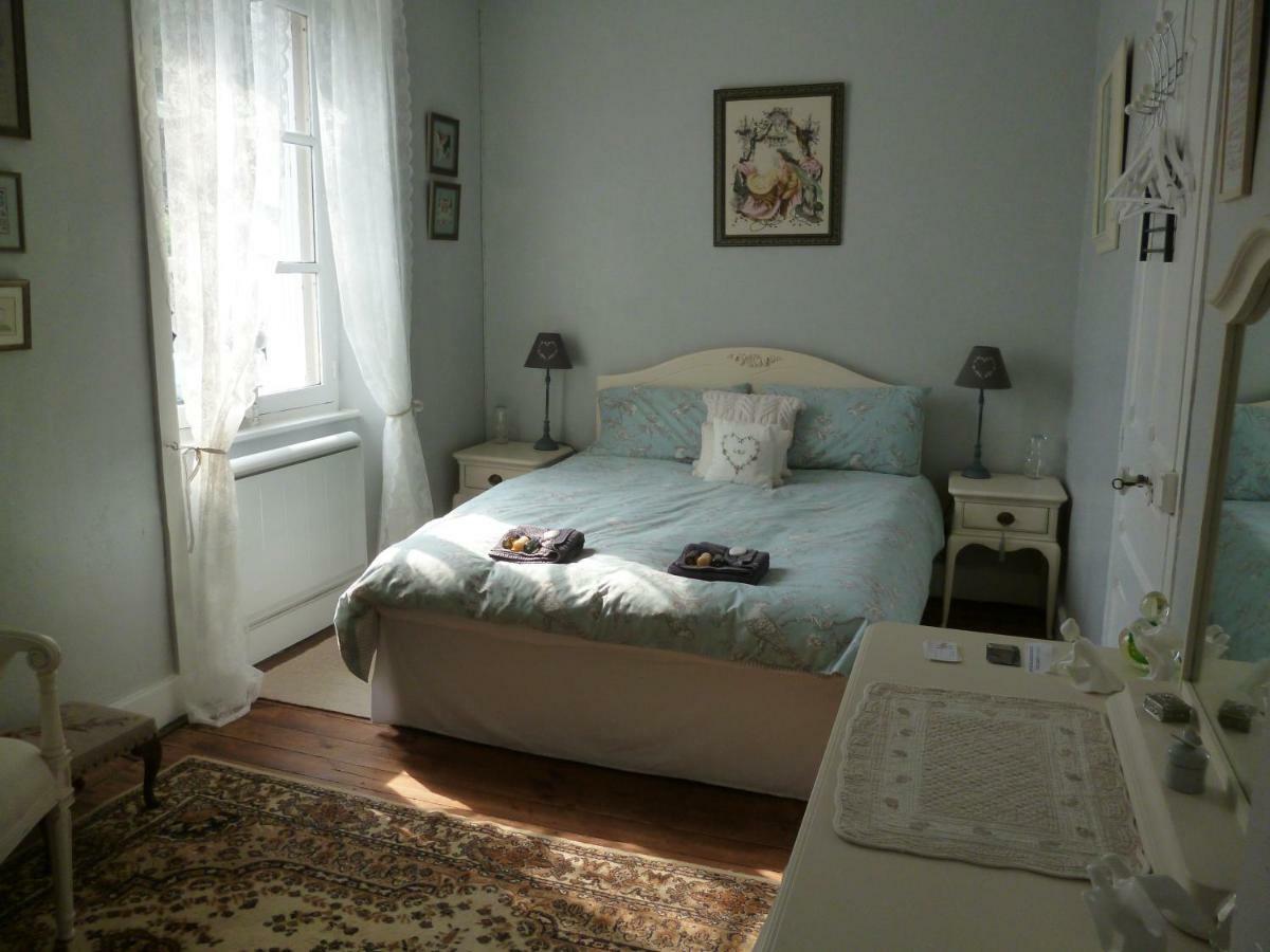 مبيت وإفطار Treignac L'Ancienne Maison المظهر الخارجي الصورة